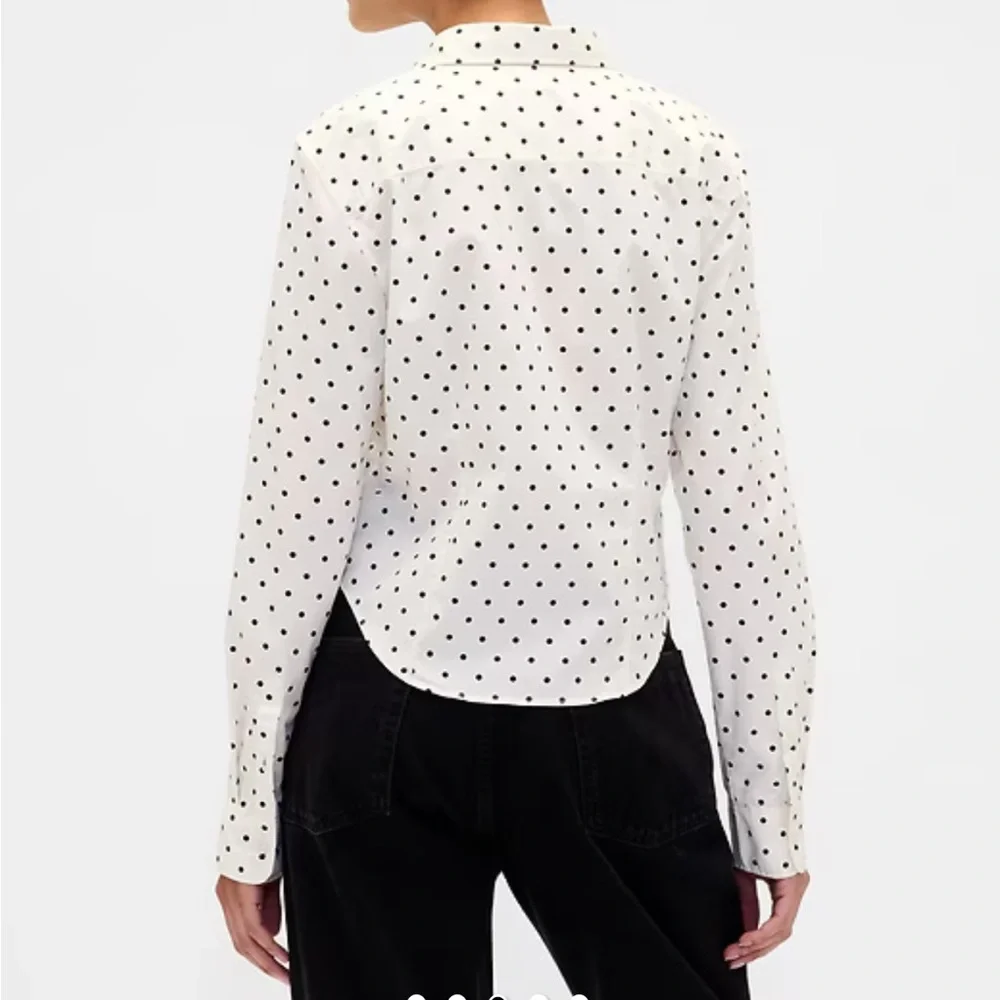 GAP Ivory and Black Polka Dot Button Down Shirt - Picture 3 of 8